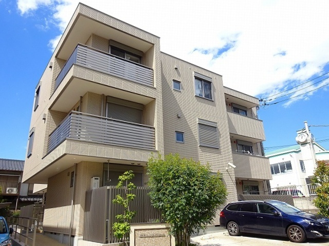 領家ヒルサイドコート