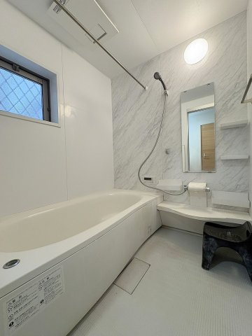 三郷市戸ケ崎1丁目　中古戸建の浴室|追焚・浴室乾燥機が付いた快適なお風呂