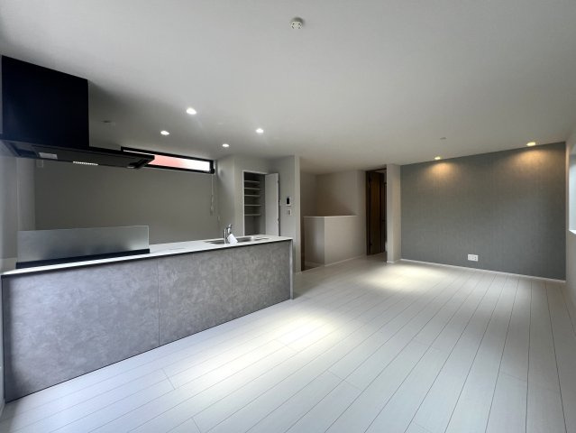 SAWAWA～SAWAWA～SAWAWA～な【神奈川区三ツ沢下町新築戸建】の居間・リビング|居間です