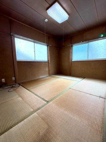 平尾　戸建の洋室