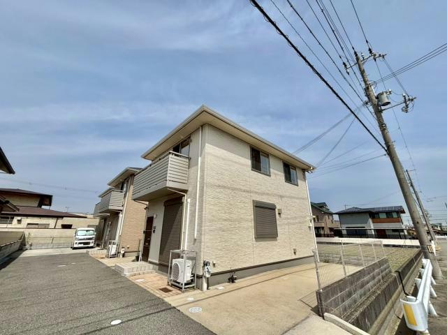 フォレスト中島の外観