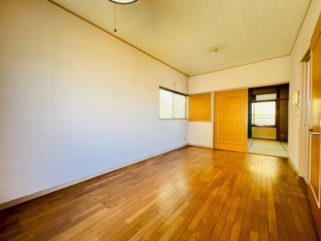 乙木1丁目戸建の居間・リビング