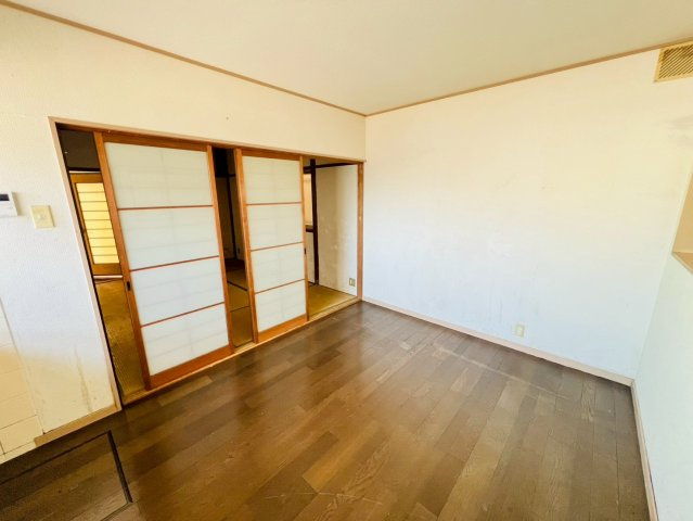 乙木1丁目戸建の居間・リビング