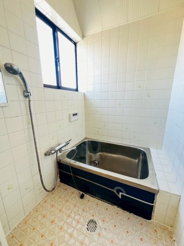 乙木1丁目戸建の浴室