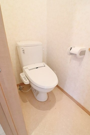 久留米市日ノ出町のアパートのトイレ|清潔感のあるトイレです