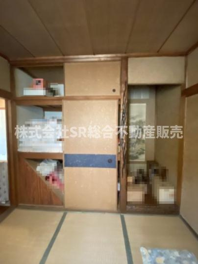 岩田町6丁目中古戸建の収納|和室らしい床の間もあり、たくさん収納できる押入です！