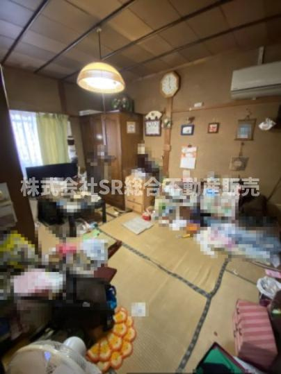 岩田町6丁目中古戸建の居間・リビング|ゆったりとしたリビングです