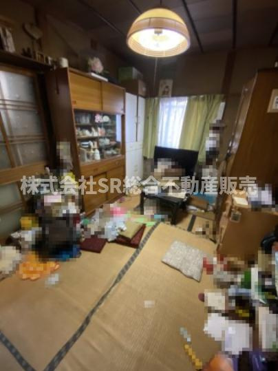 岩田町6丁目中古戸建の居間・リビング|リフォームローンも合わせて住宅ローンに組み込む事ができます！
まずは、ご相談下さいませ！