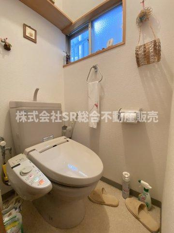 岩田町6丁目中古戸建のトイレ|温水洗浄便座もございます♪
