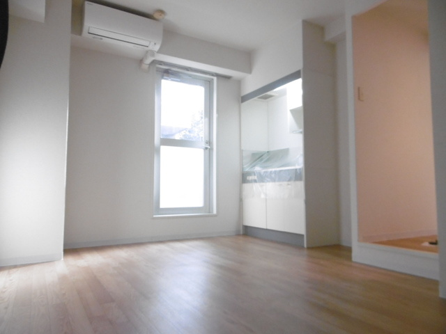 サンライズコートの居間・リビング