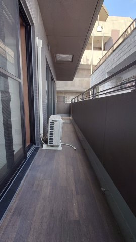 【バルコニー】