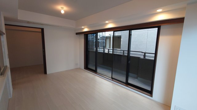 【居間・リビング】