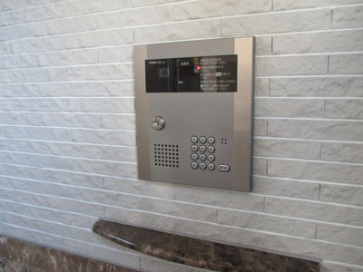 【セキュリティ】 | ＢＥＮＴＬＥＹ‐ＴＡＳ | オートロックが有るので安心ですね