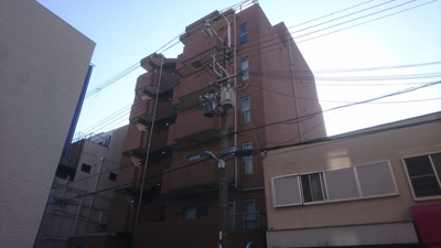 【外観】 | ＢＥＮＴＬＥＹ‐ＴＡＳ | 建物の個性を主張するシックな外観です