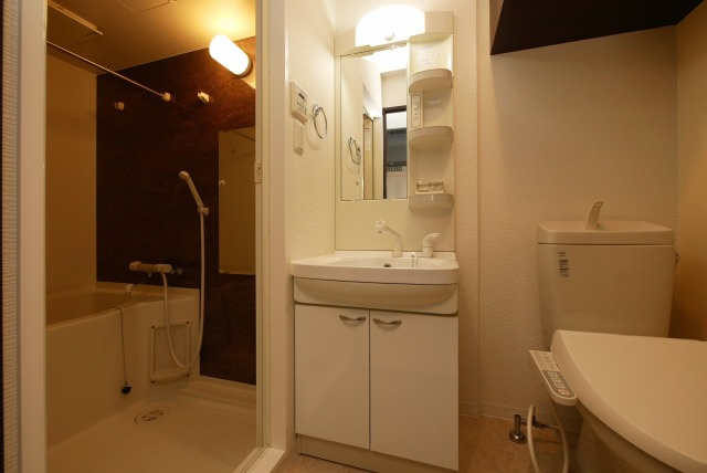 インザライフ大正ＲＥＳＩＤＥＮＣＥの洗面所