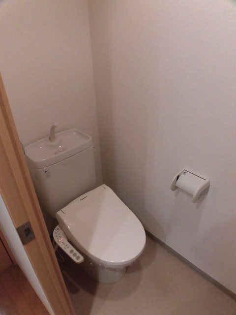 ポポラーレ白鳥のトイレ|前回募集時の写真です