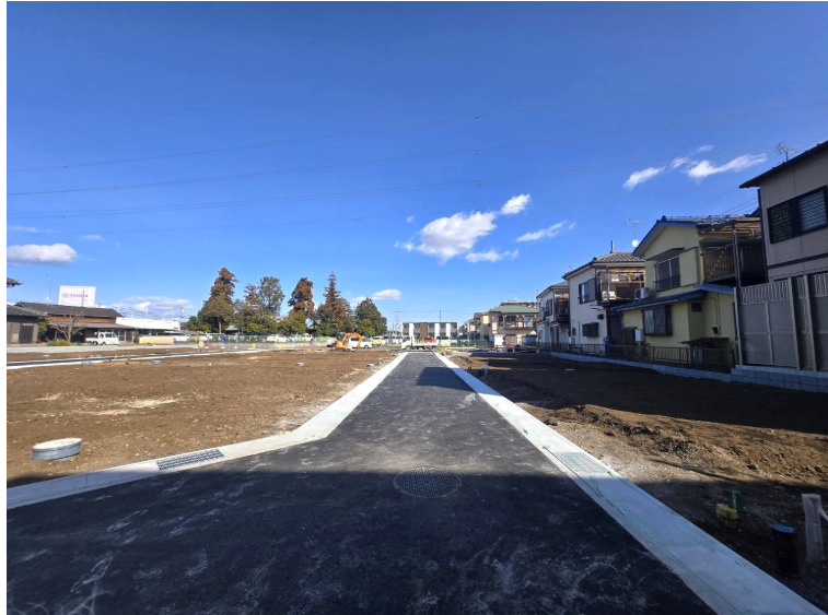 入間市下藤沢5丁目 新築戸建 全6棟 セントフィオーレの前面道路含む現地写真