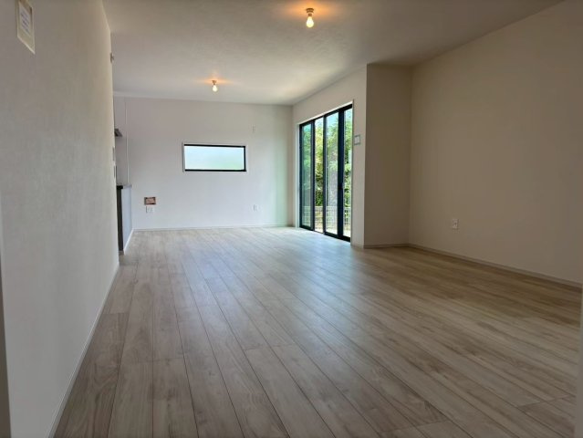 仲介手数料不要　KEIAIスターGRACE御代志1期【西合志中央小・西合志中】の居間・リビング