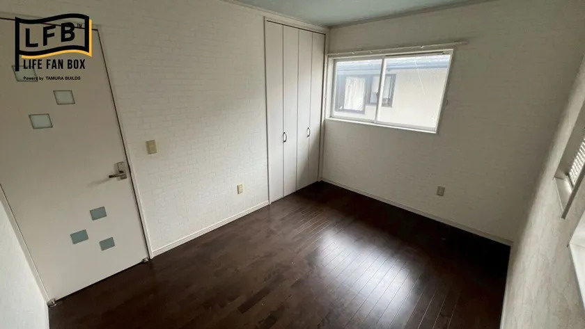 仲介手数料不要　LFB再生住宅合志市幾久富【南ヶ丘小・合志中】の洋室|【洋室】 ※リフォーム前の写真です※ 2階洋室です。各居室には収納があります♪