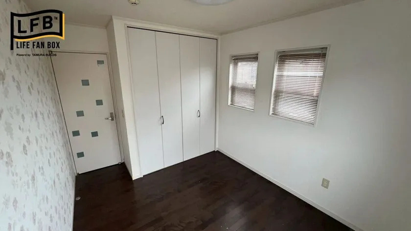 仲介手数料不要　LFB再生住宅合志市幾久富【南ヶ丘小・合志中】の洋室|【洋室】 ※リフォーム前の写真です※ 2階洋室です。各居室には収納があります♪