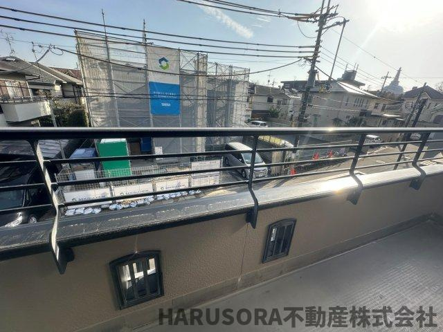 寝屋川市成田東が丘2階建のバルコニー
