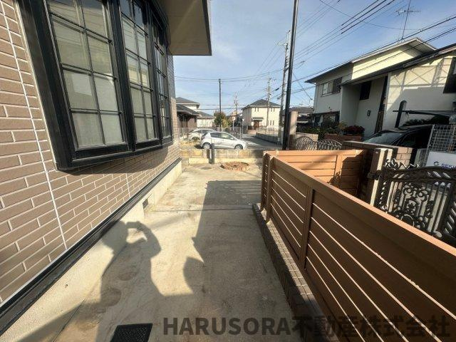 寝屋川市成田東が丘2階建のその他