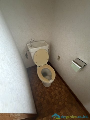 伊勢原市桜台1丁目　中古戸建のトイレ