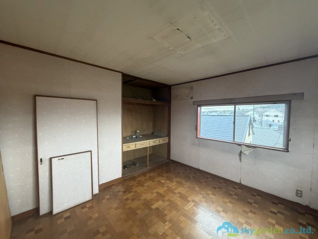 伊勢原市桜台1丁目　中古戸建の洋室