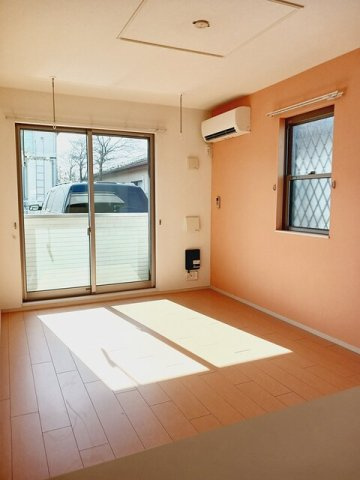 ウイングリバ－Ⅰの居間・リビング