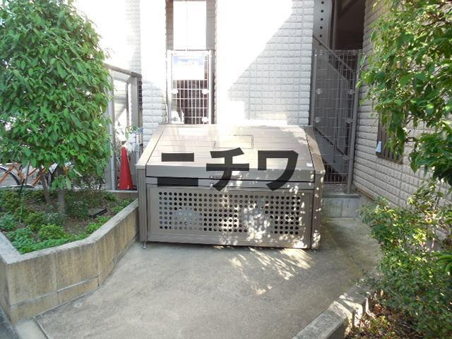 グリーンメゾン富士のその他共用部分|ゴミ置場