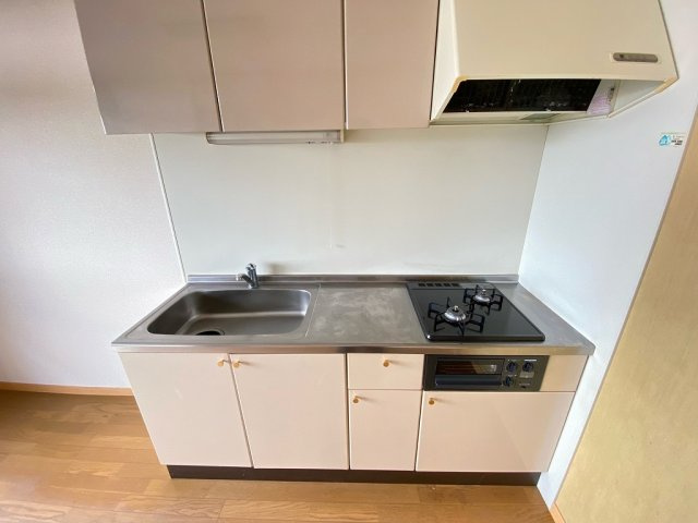 レオパレスドミールＡ館のキッチン|キッチンの仕様が異なる場合がございます。