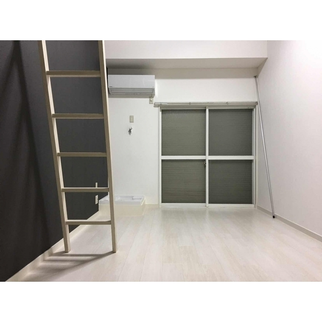 ルピナスの居間・リビング