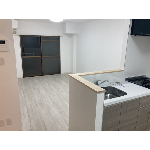 グランドマンションの居間・リビング