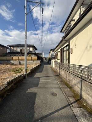【前面道路含む現地写真】 | 熊本市中央区帯山3丁目　住宅用地