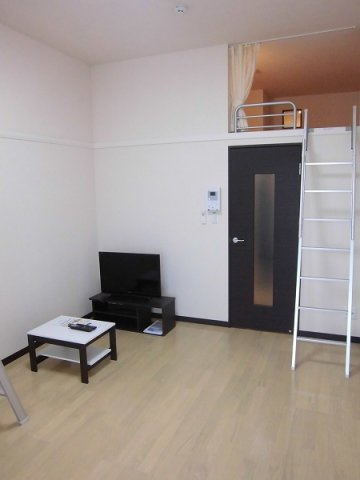 レオネクストｗｉｎ　ｂｏｏｍの居間・リビング