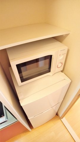 レオパレスＲｉｖｅｒ　Ｌａｎｄのその他|冷蔵庫電子レンジ付き