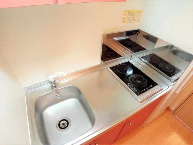 レオパレスＲｉｖｅｒ　Ｌａｎｄのキッチン