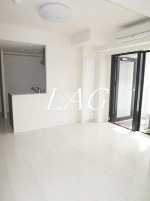 【居間・リビング】 | クアトロノーヴェ梅島 | 洋室のお部屋です。