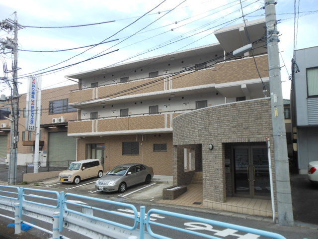 ｌａ　ｔｉｅ　上社