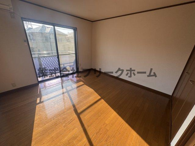 三鷹市井の頭１丁目のアパートの寝室