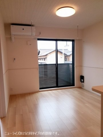 ＧＲＯＶＥ　ＳＴＡＧＥ　Ａ棟の居間・リビング