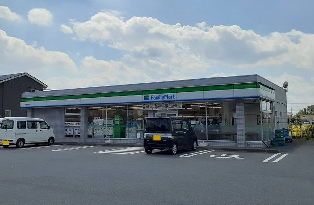 セレーネの周辺|ファミリーマート　大宮西遊馬店まで400m