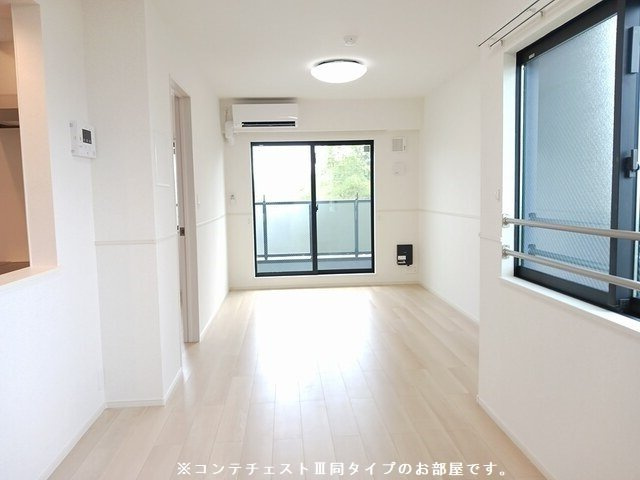 クルタ　ラプシの居間・リビング