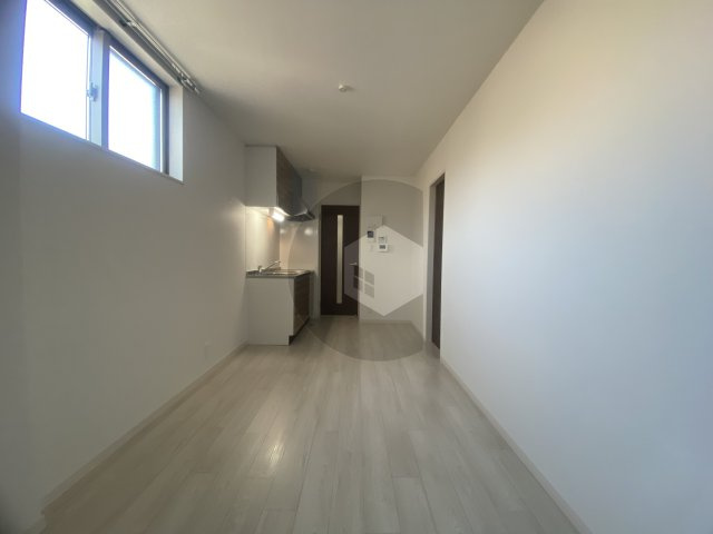 ディアー近大の居間・リビング