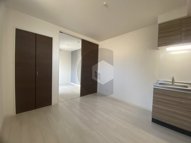 ディアー近大の居間・リビング