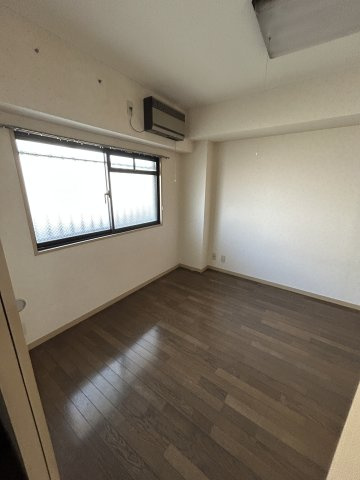 パティオイチヒロの洋室|他室参照