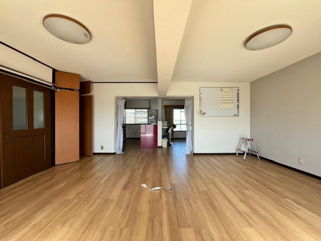 泉北原山台団地1号棟の居間・リビング