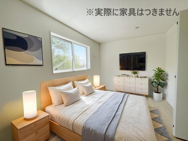 新築戸建・新築建売　伊勢崎市田部井町第9　あずま東小学校・あずま中学校の洋室|画像はバーチャルホームステージングの加工による演出で、実際の家具は付きません。