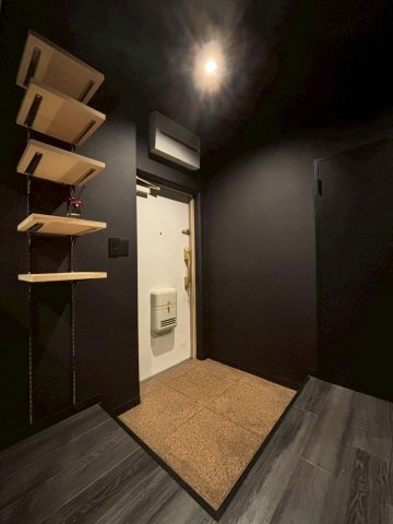 シャトー宿院の玄関