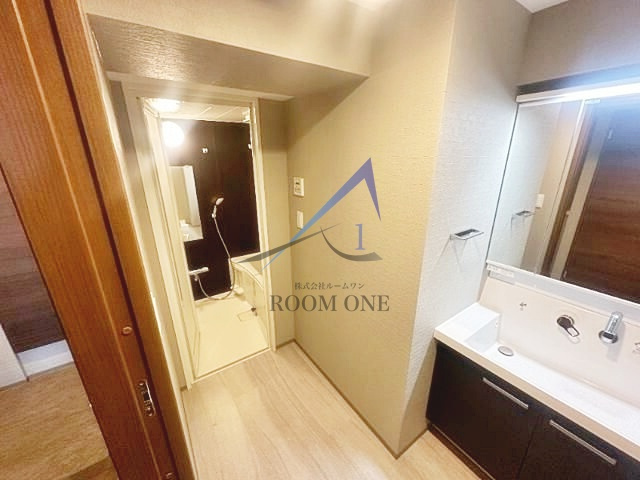 ウエサカ　ステューディオ